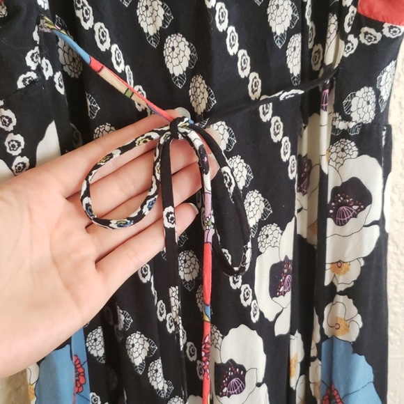 Floral Wet Seal Sleeveless Dress - Picture 6 of 7